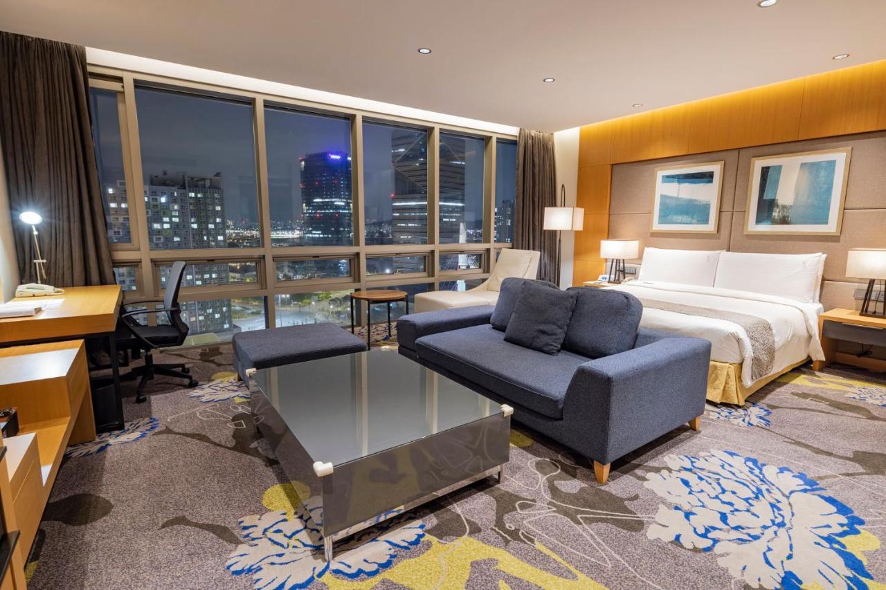 Holiday Inn Incheon Songdo By Ihg Exterior photo