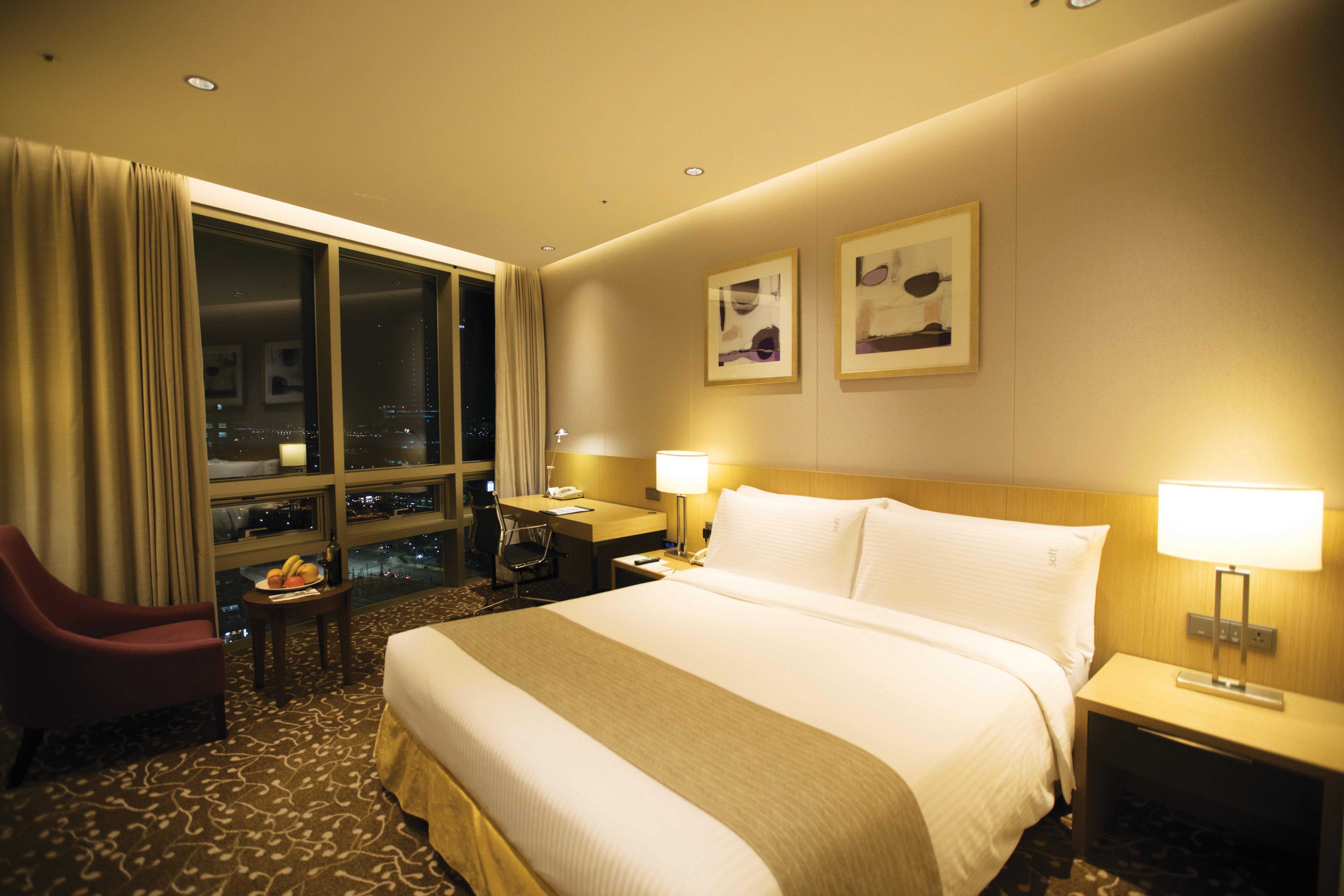Holiday Inn Incheon Songdo By Ihg Exterior photo